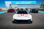 Aston Martin Vulcan 2016 года